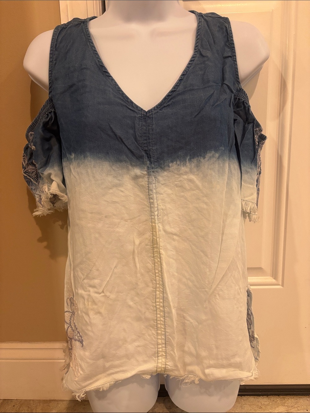 Cold-Shoulder V-Neck Ombre Tunic Top in Denim Blue and White